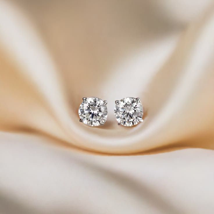 Diamond Shine Stud