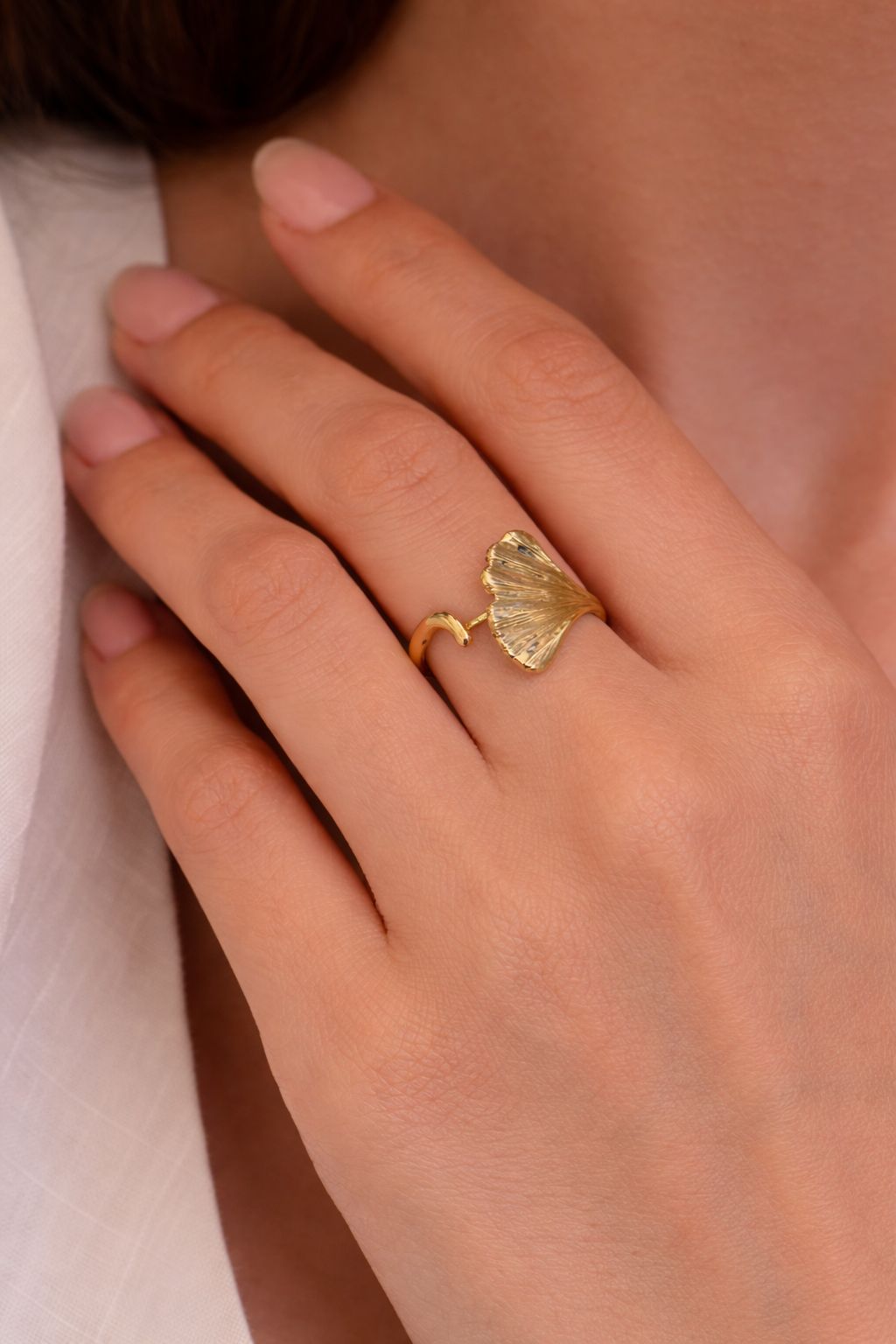 Minimalist Gold Leaf Ring