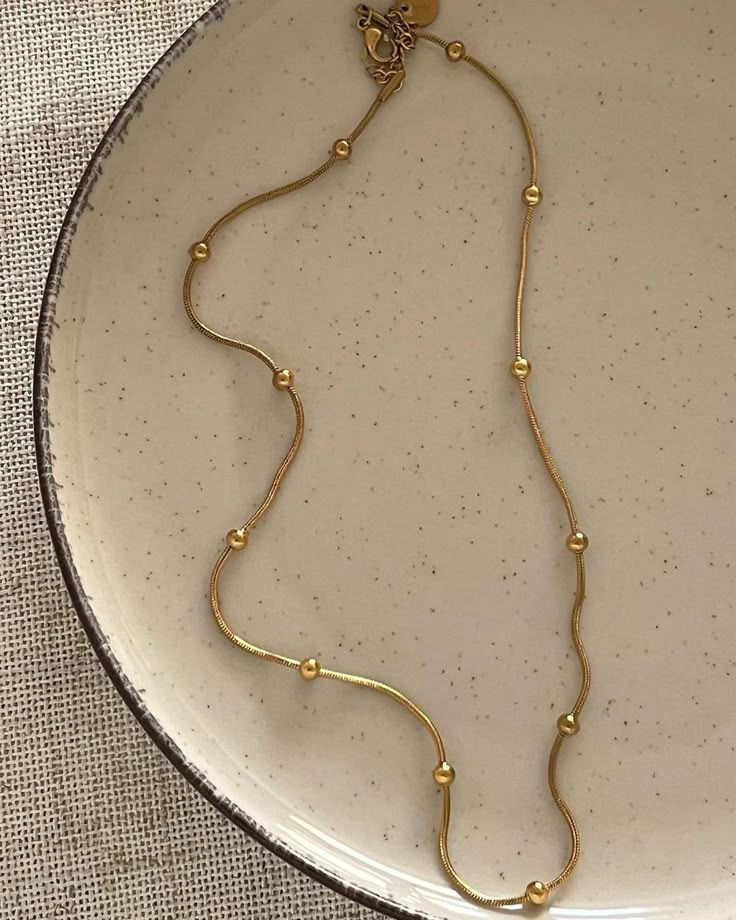 Golden Flow Beads Necklace