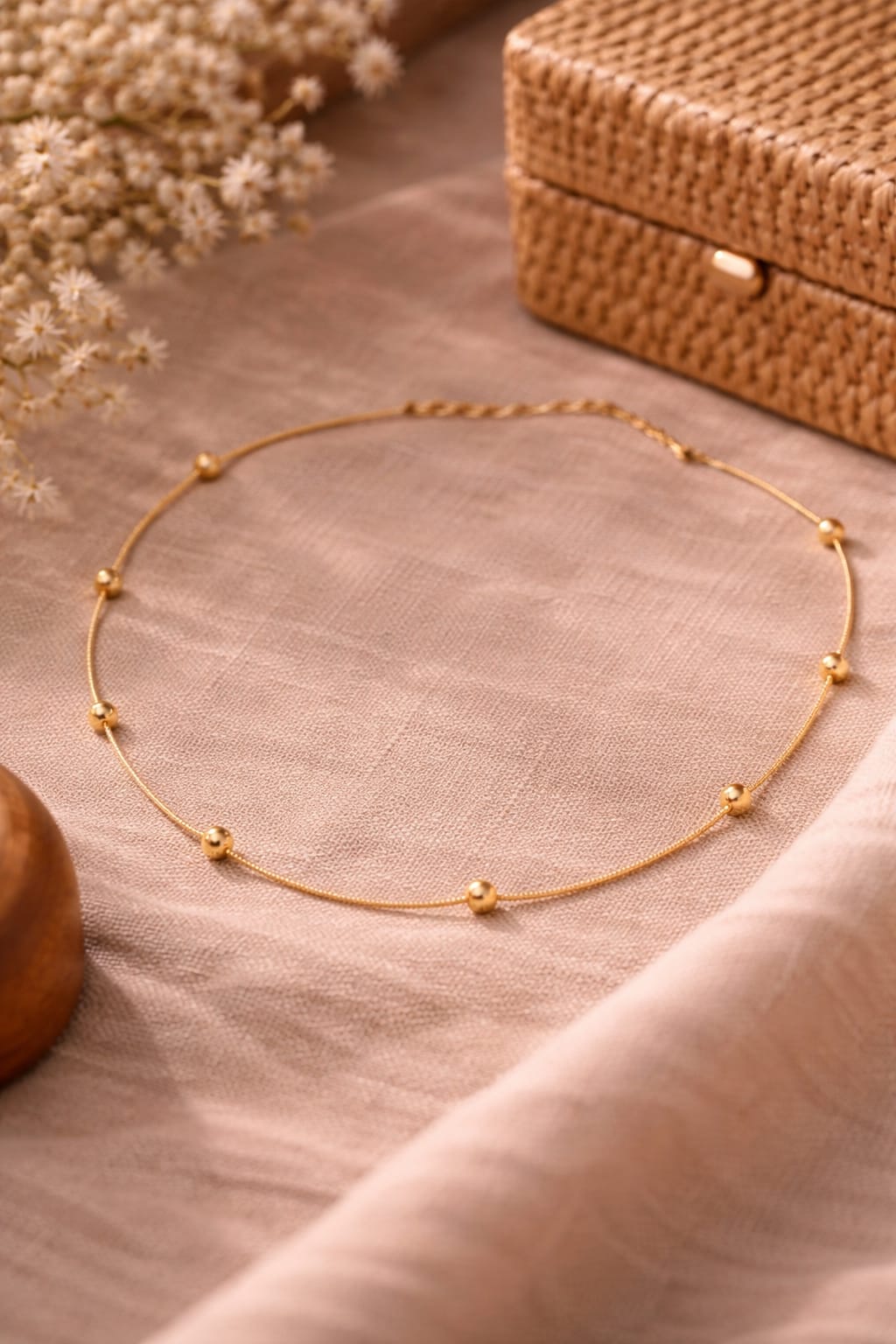 Golden Flow Beads Necklace